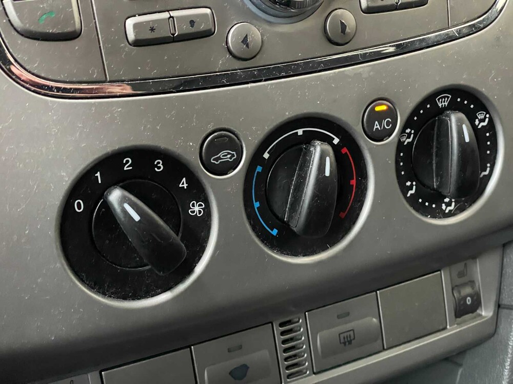  Ford Focus 1.6 Trend 101hp 2008, ZR-800-N