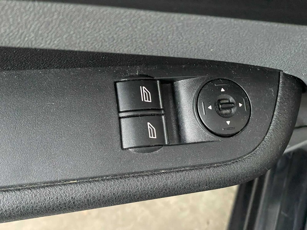  Ford Focus 1.6 Trend 101hp 2008, ZR-800-N