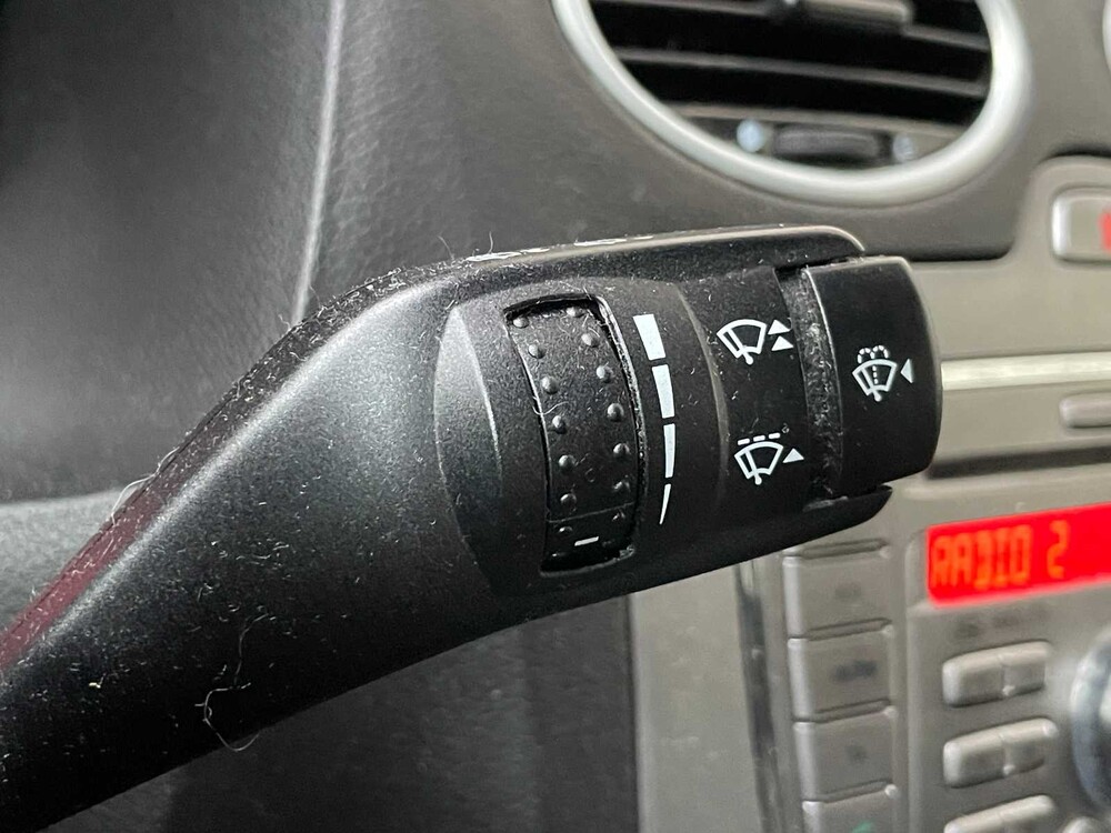  Ford Focus 1.6 Trend 101hp 2008, ZR-800-N