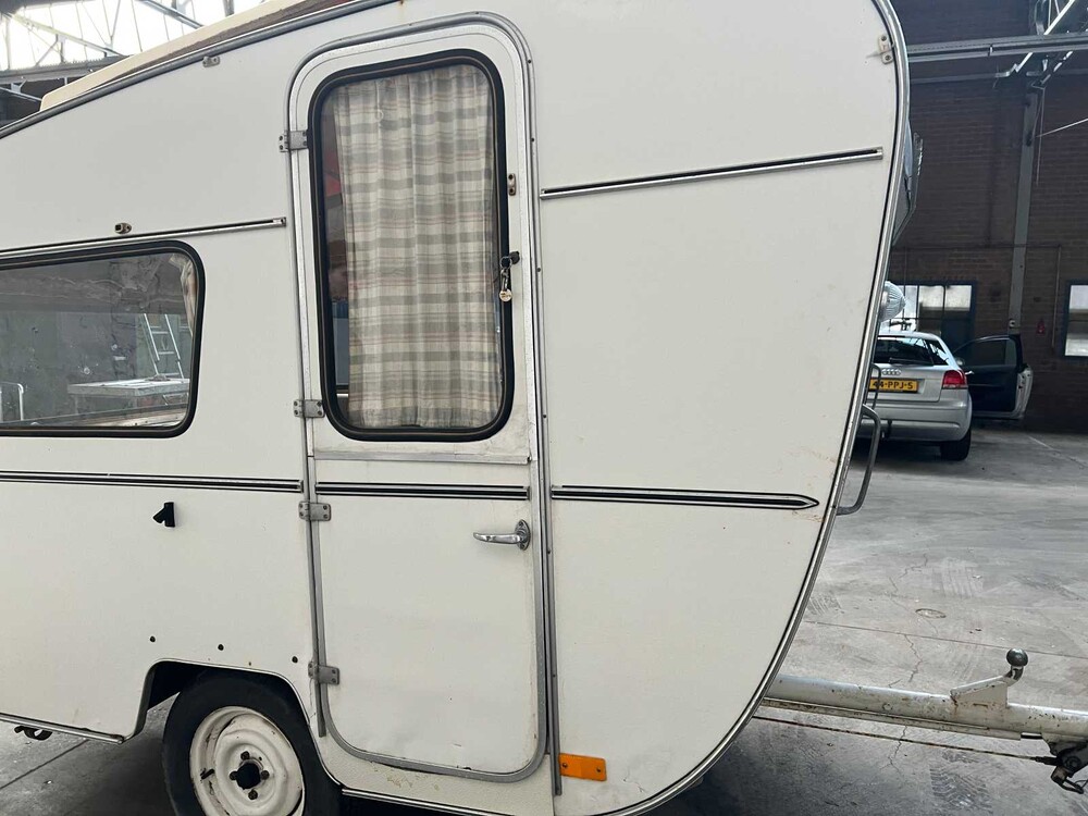 Otton Detectives Caravan