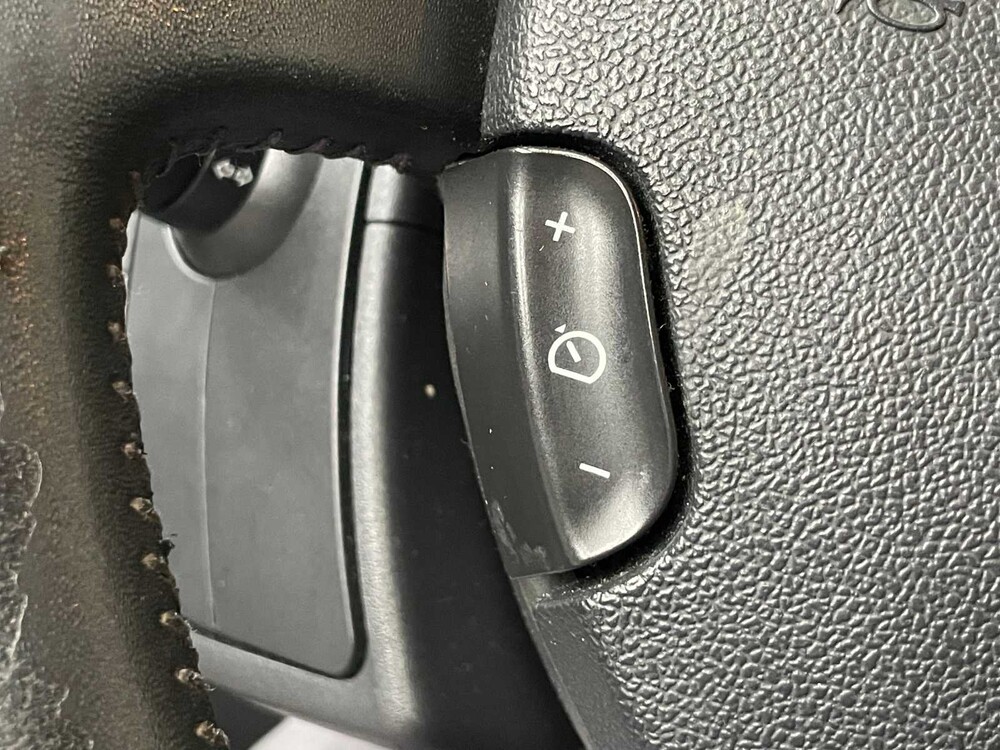 Renault Clio Estate 1.6-16V Dynamique 111hp 2008