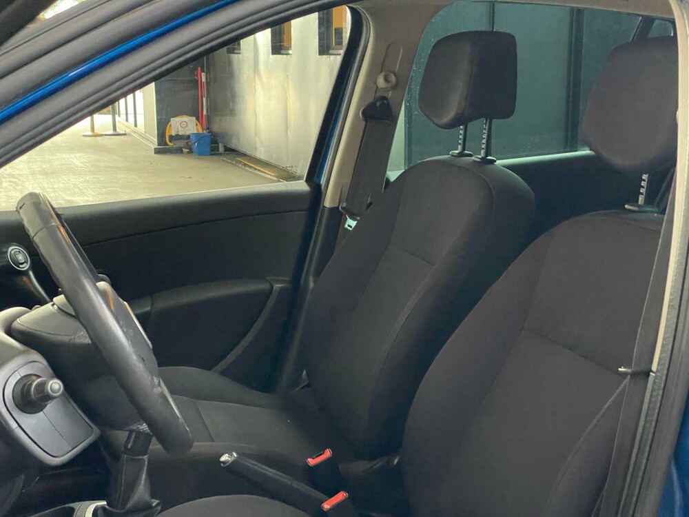 Renault Clio Estate 1.6-16V Dynamique 111hp 2008