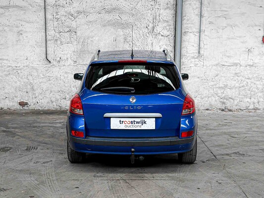 Renault Clio Estate 1.6-16V Dynamique 111pk 2008