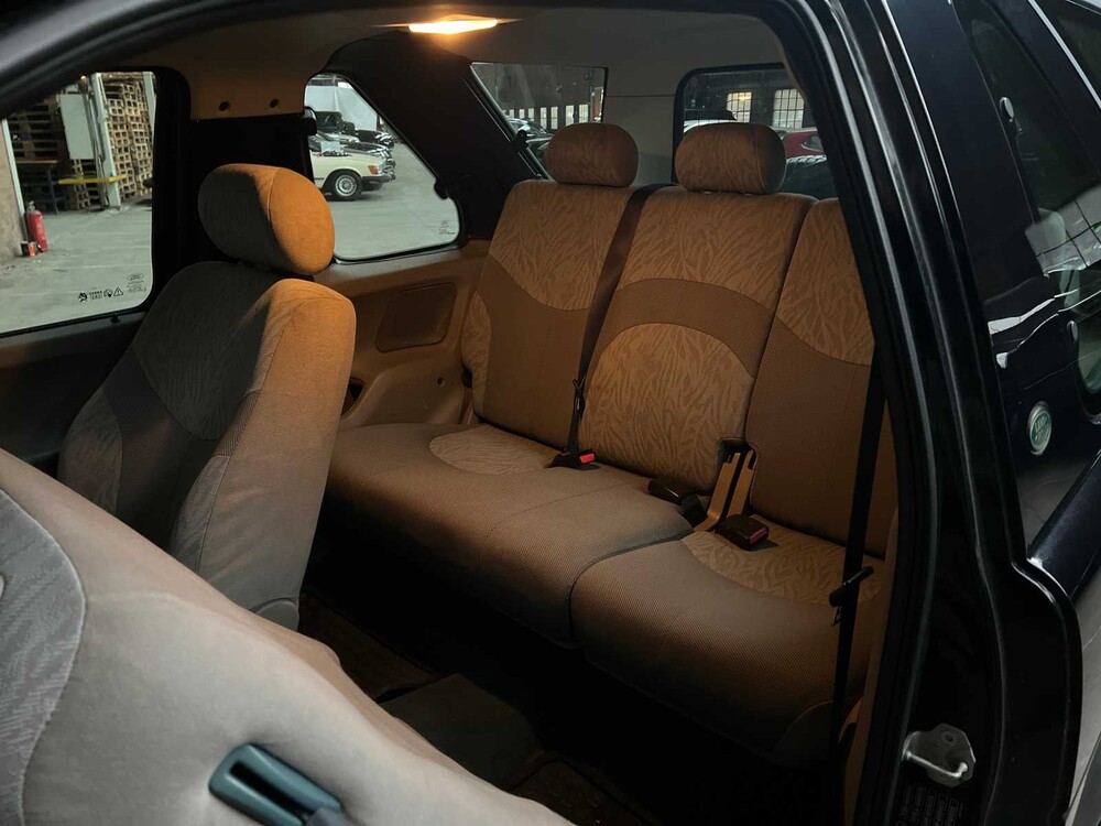 Land Rover Freelander 1.8i Hardback XE 120hp 1999, 76-JR-FT