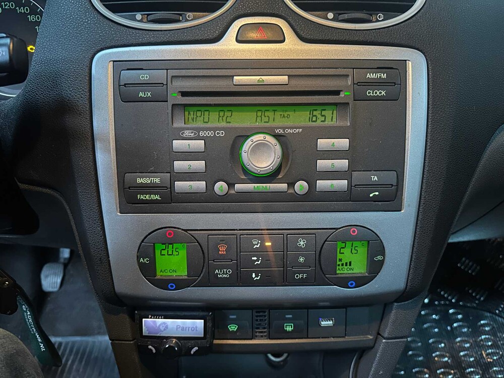 Ford Focus Wagon 1.6-16V Futura 116hp 2006, 56-TD-GZ