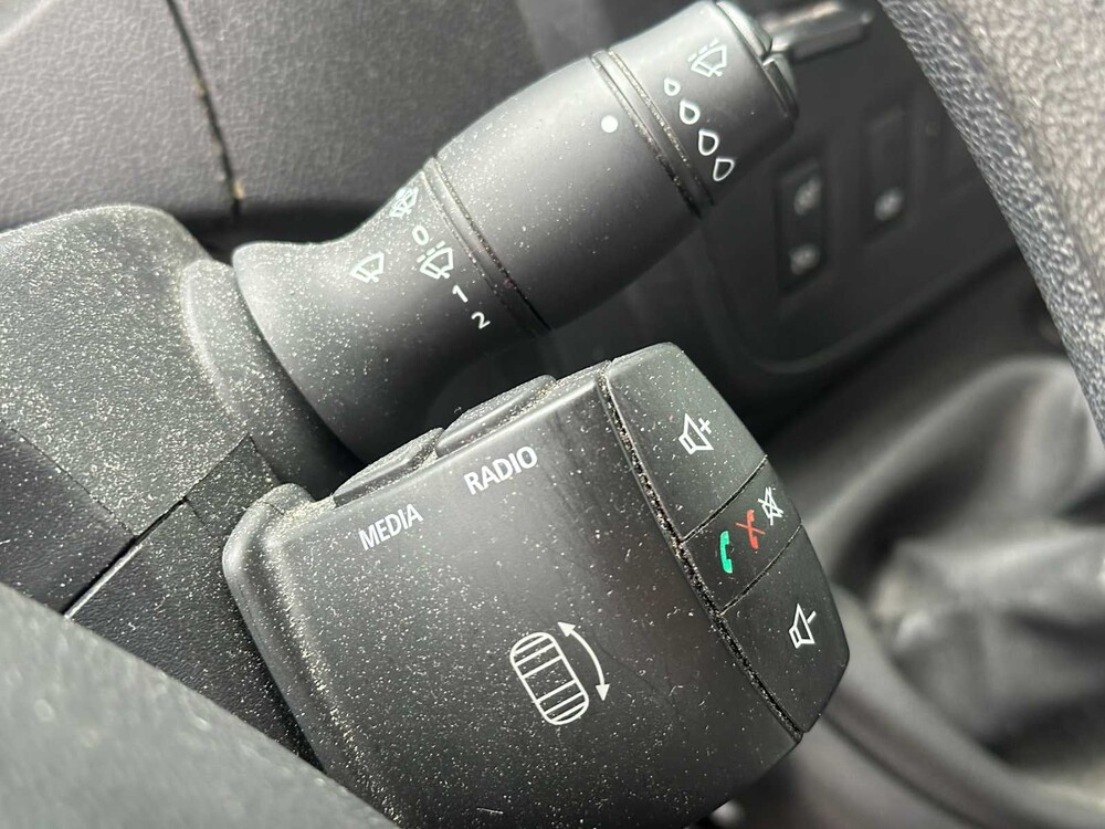 Renault Master T35 2.3 dCi L1H2 110pk 2015, VL-929-G