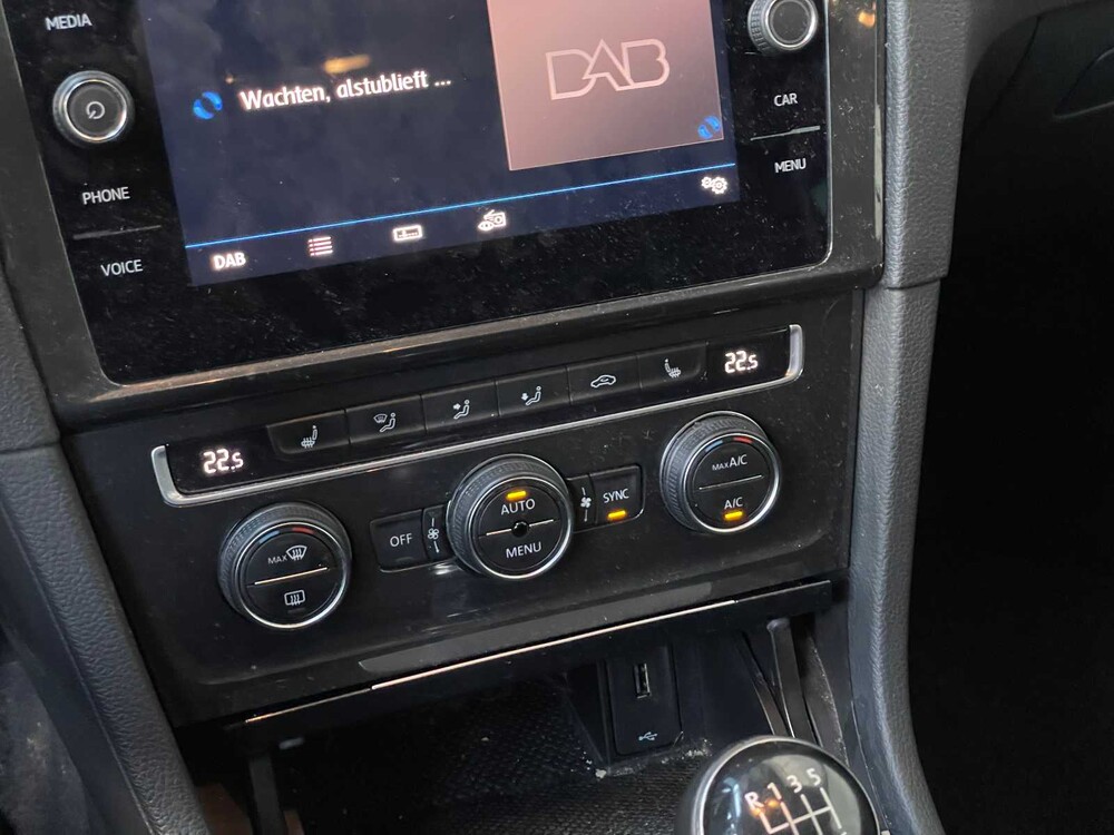 Volkswagen Golf 1.0 TSI CL Bns 116PS 2019, G-854-NF