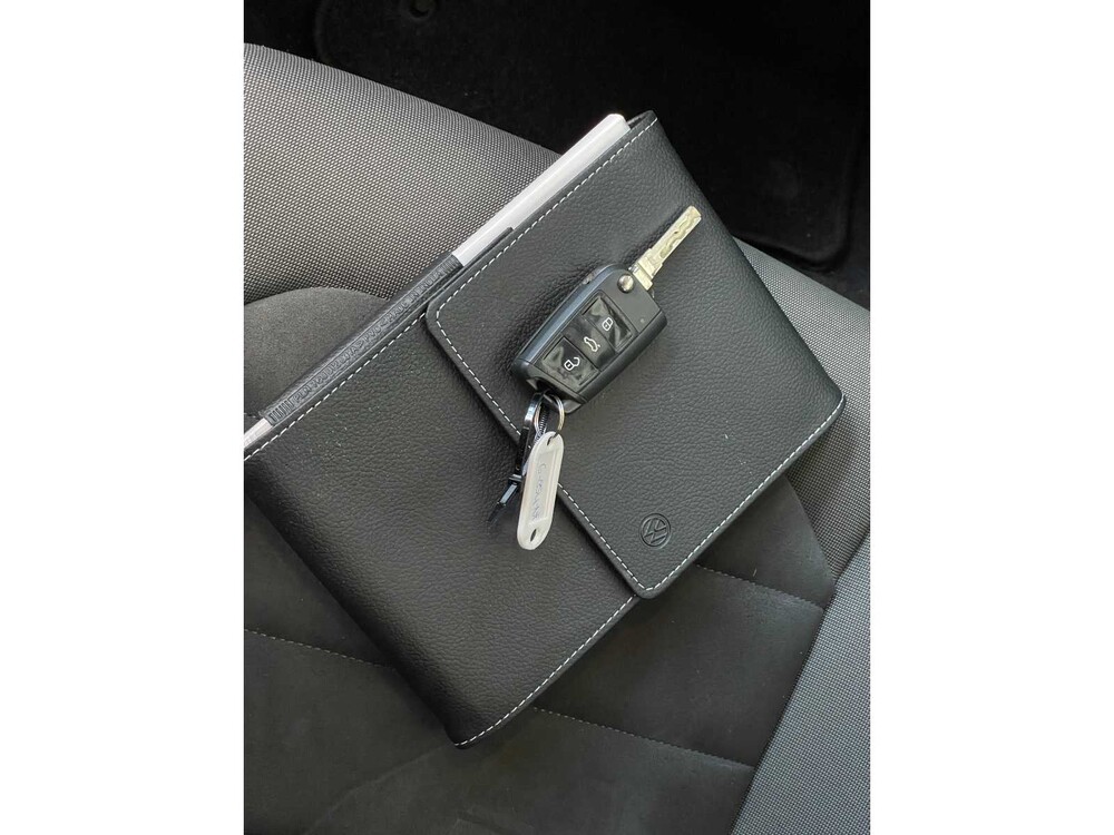 Volkswagen Golf 1.0 TSI CL Bns 116PS 2019, G-854-NF