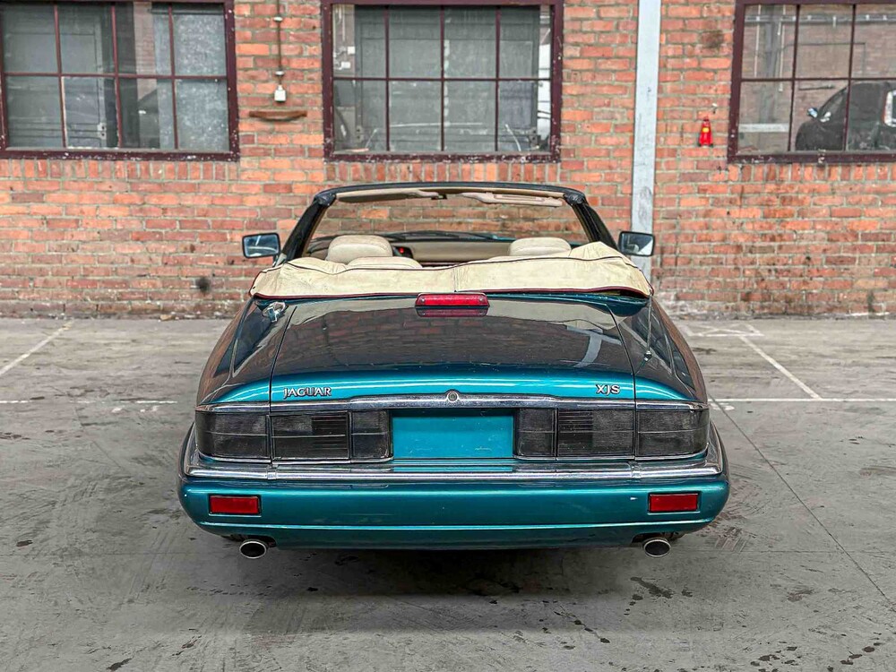 Jaguar XJS 4.0L L6 DOHC 24V 1996