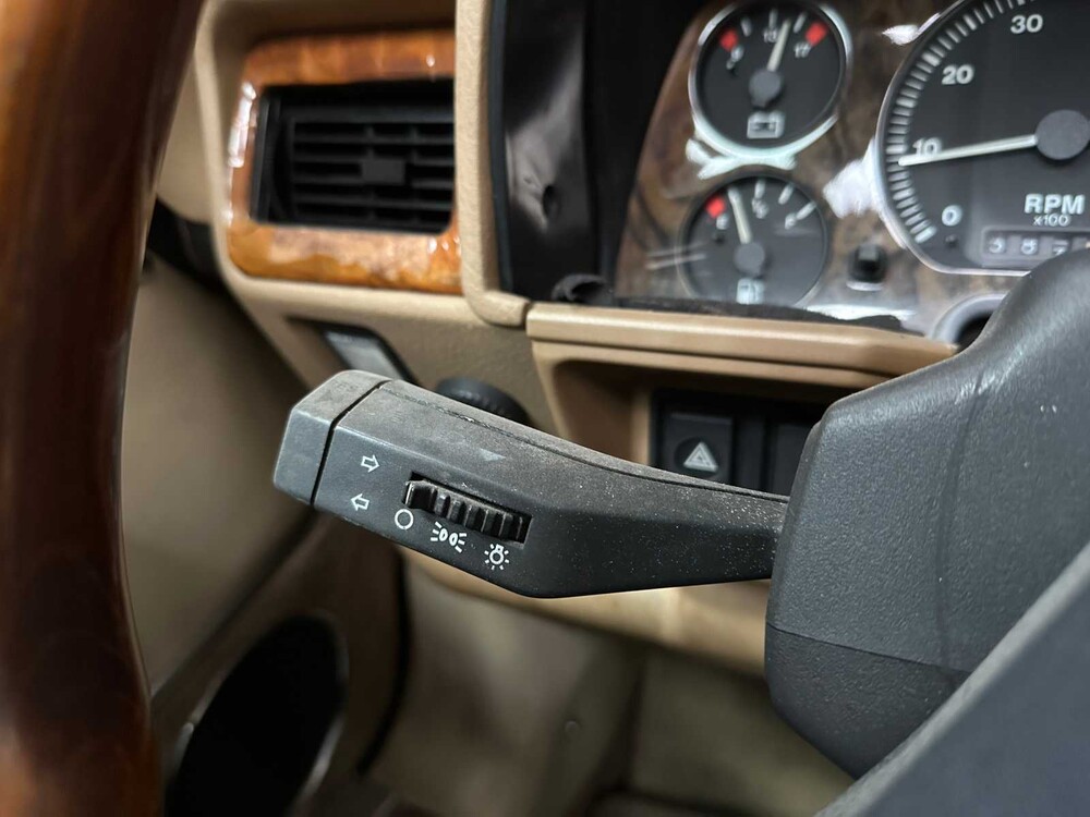 Jaguar XJS 4.0L L6 DOHC 24V 1996