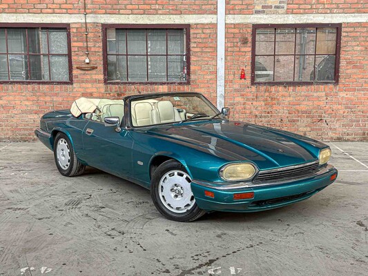 Jaguar XJS 4.0L L6 DOHC 24V 1996