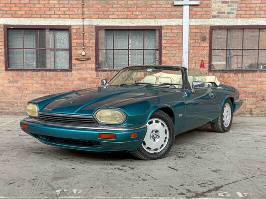 Jaguar XJS 4.0L L6 DOHC 24V 1996