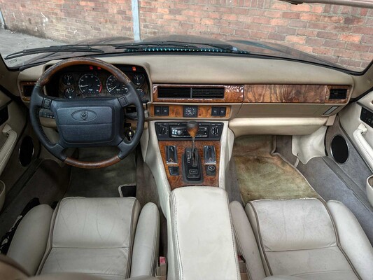 Jaguar XJS 4.0L L6 DOHC 24V 1996