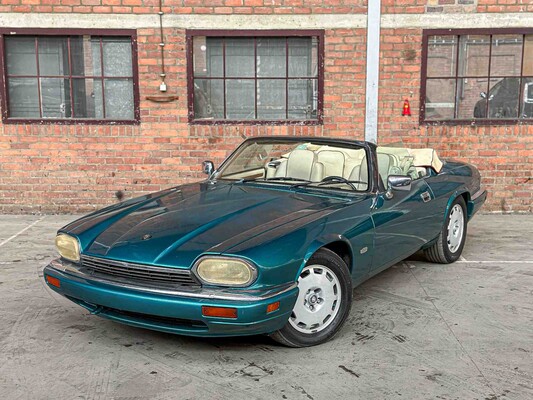 Jaguar XJS 4.0L L6 DOHC 24V 1996