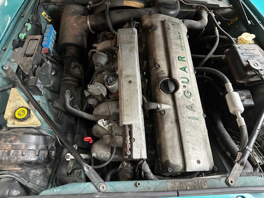 Jaguar XJS 4.0L L6 DOHC 24V 1996