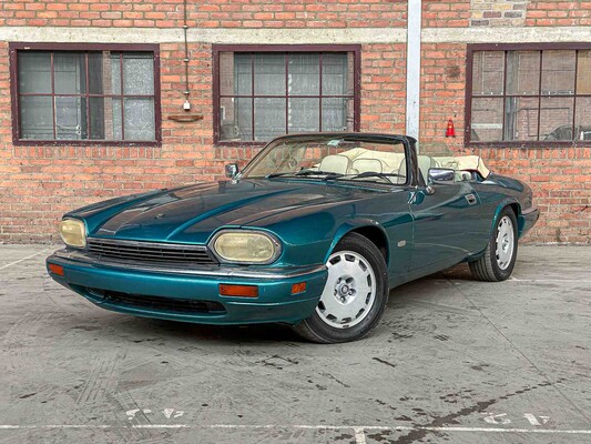 Jaguar XJS 4.0L L6 DOHC 24V 1996