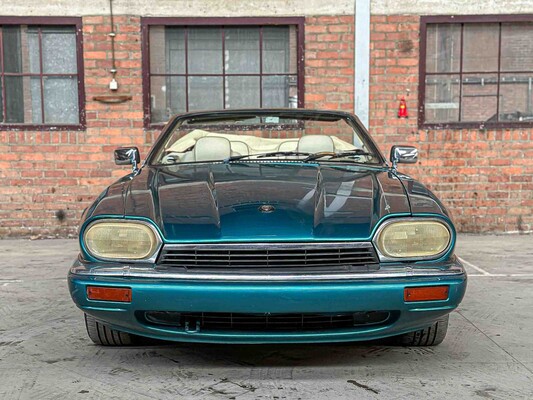 Jaguar XJS 4.0L L6 DOHC 24V 1996