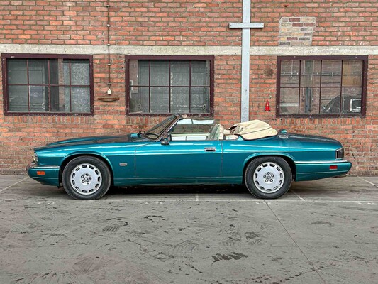 Jaguar XJS 4.0L L6 DOHC 24V 1996