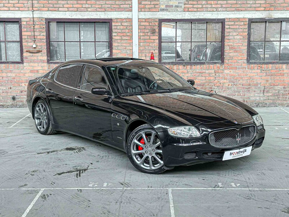 5344! Maserati Quattroporte 4.2 V8 400PS 2006 Youngtimer