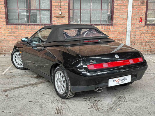 Alfa Romeo Spider 2.0-16V Twin Spark 150pk 1996, NX-VS-80