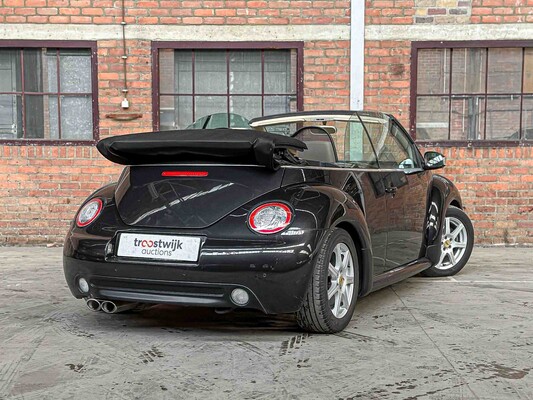 Volkswagen New Beetle Cabriolet 1.6 Highline 102pk 2005, 83-NNF-1 Youngtimer