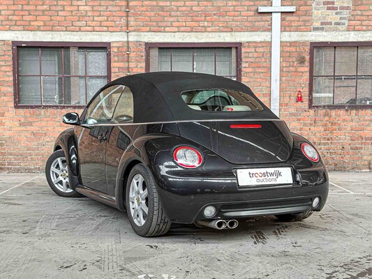 Volkswagen New Beetle Cabriolet 1.6 Highline 102pk 2005, 83-NNF-1 Youngtimer