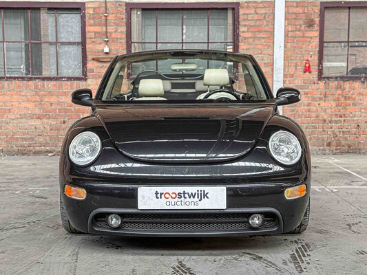 Volkswagen New Beetle Cabriolet 1.6 Highline 102pk 2005, 83-NNF-1 Youngtimer