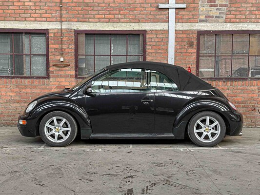 Volkswagen New Beetle Cabriolet 1.6 Highline 102pk 2005, 83-NNF-1 Youngtimer