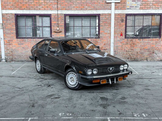 Alfa Romeo Alfetta GTV6 2.5 160pk 1982