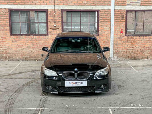 BMW 550i 4.8 V8 E60 386pk 2007 5-serie Youngtimer