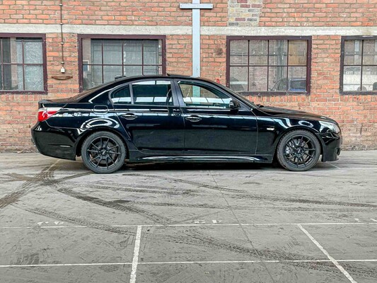 BMW 550i 4.8 V8 E60 386pk 2007 5-serie Youngtimer