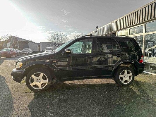 Mercedes-Benz ML55 AMG 5.4 V8 347pk 2000, KD-089-S ML-Klasse