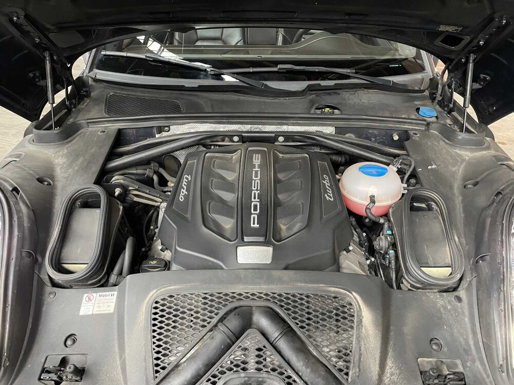 Porsche Macan Turbo 3.6 V6 400pk 2014