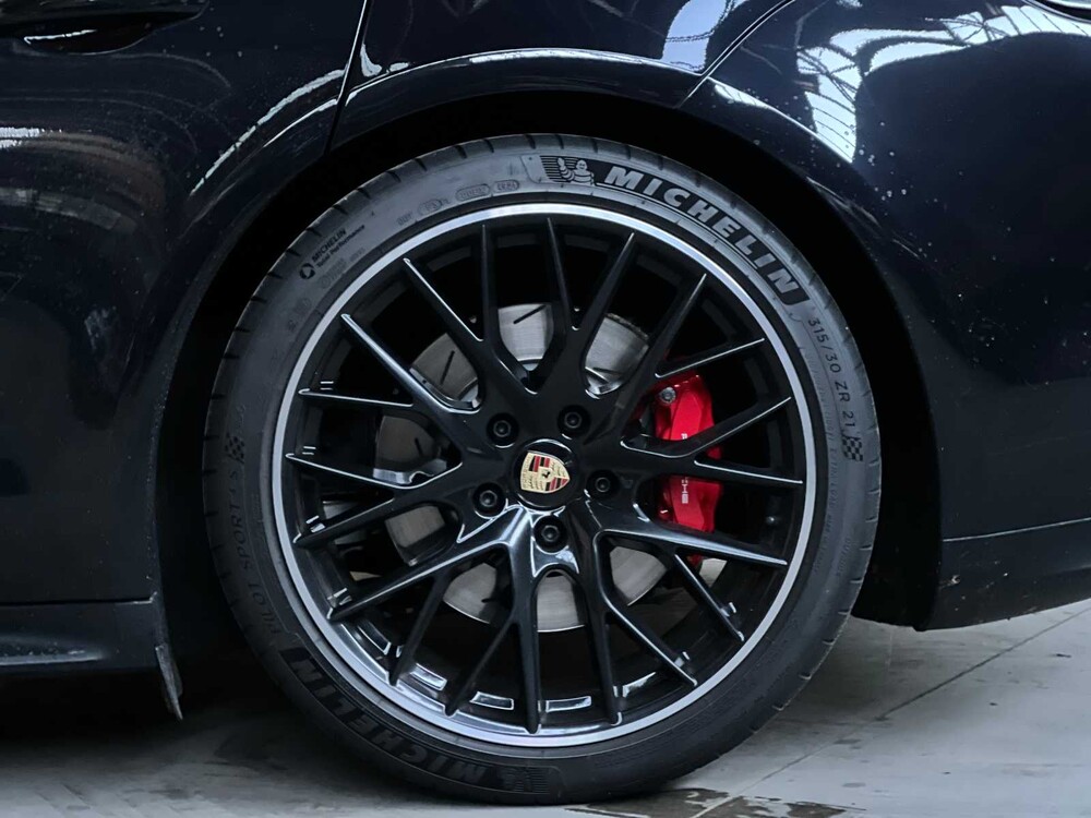 Porsche Panamera Sport Turismo GTS 4.0 V8 480PS 2022 (FACELIFT), GFN-33-Z