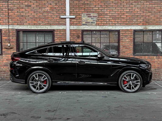 BMW X6 M50i xDrive 4.4 V8 High Executive 530hp 2023 (Original-NL + 1st Owner), S-666-JN