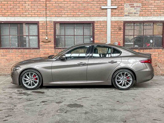 Alfa Romeo Giulia 2.2 Super 179pk 2017, RP-249-P