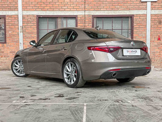 Alfa Romeo Giulia 2.2 Super 179pk 2017, RP-249-P