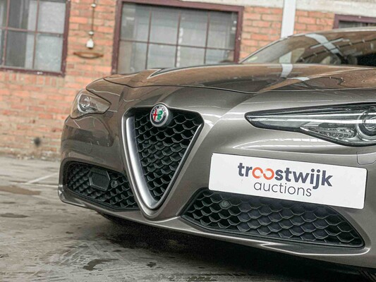 Alfa Romeo Giulia 2.2 Super 179hp 2017, RP-249-P