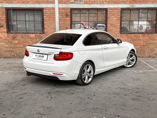 BMW 228i High Executive F22 245PS 2015 2er Coupé, H-545-VJ