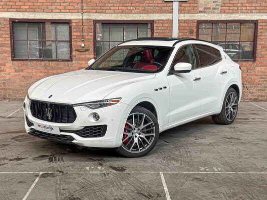 Maserati Levante SQ4 3.0 V6 424PS 2017