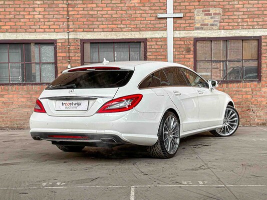 Mercedes-Benz CLS500 AMG 4Matic Shooting Brake 4.7 V8 408pk 2013 CL-Klasse 