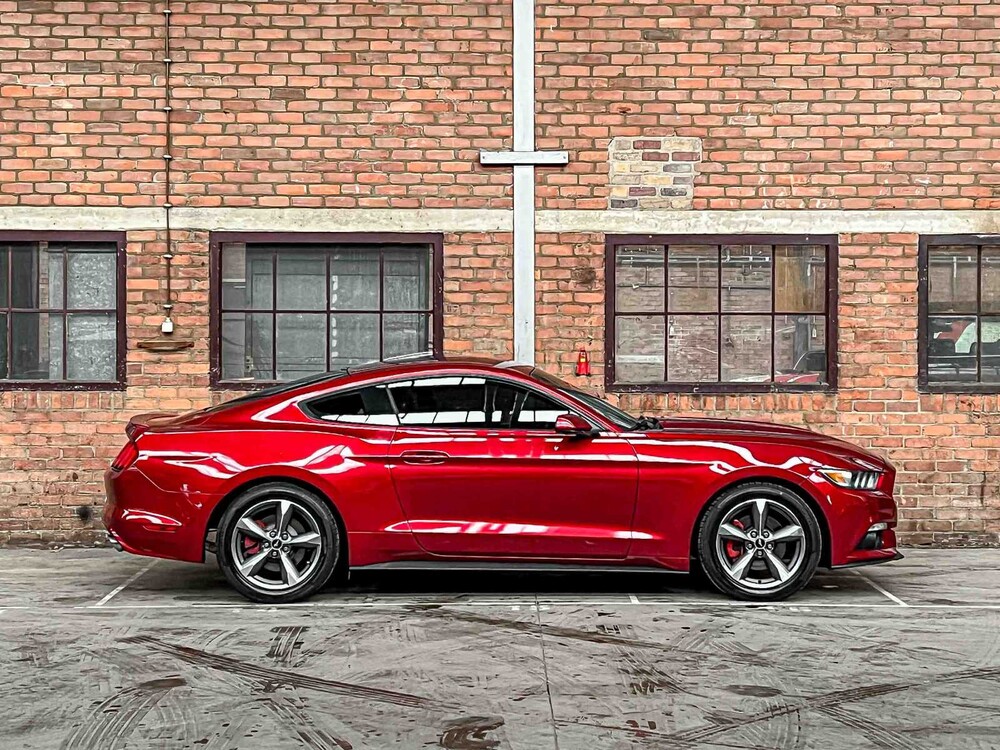 Ford Mustang 3.7 V6 300pk Coupé 2015