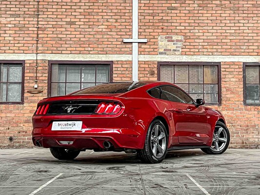 Ford Mustang 3.7 V6 300PS Coupé 2015