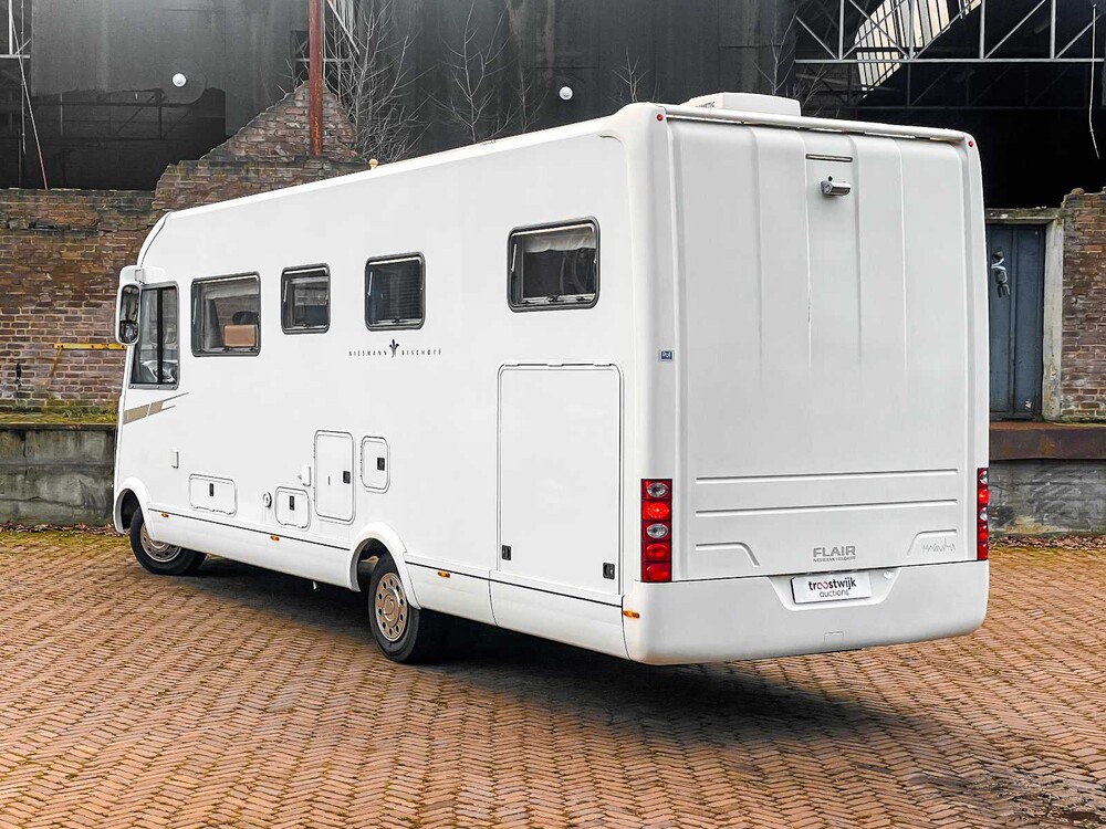 Niesmann-Bischoff Flair 8000i LW 3.0 170PS 2011, R-153-VSCamper