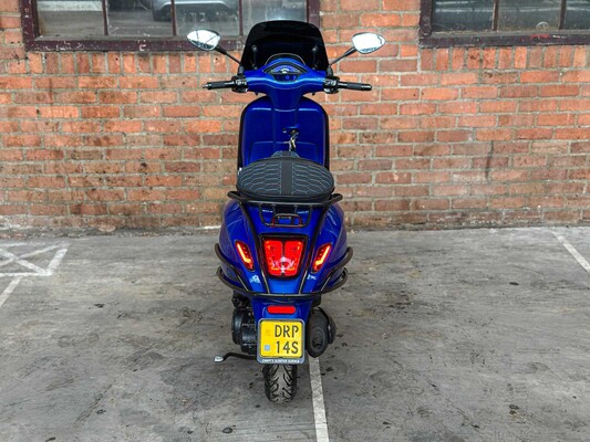 Piaggio Vespa Sprint 80cc 2018 (FULL OPTION), DRP-14-S Scooter Moped