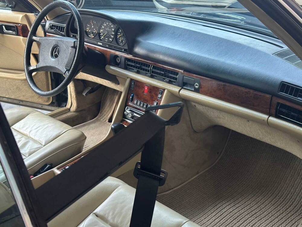 Mercedes-Benz 500 SEC 5.0 V8 245pk 1984 S-klasse, 77-KVB-8