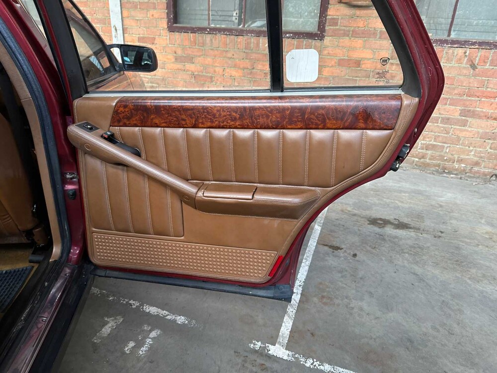 Lancia Thema 3.0 8.32 Ferrari Generation I 202pk 1987