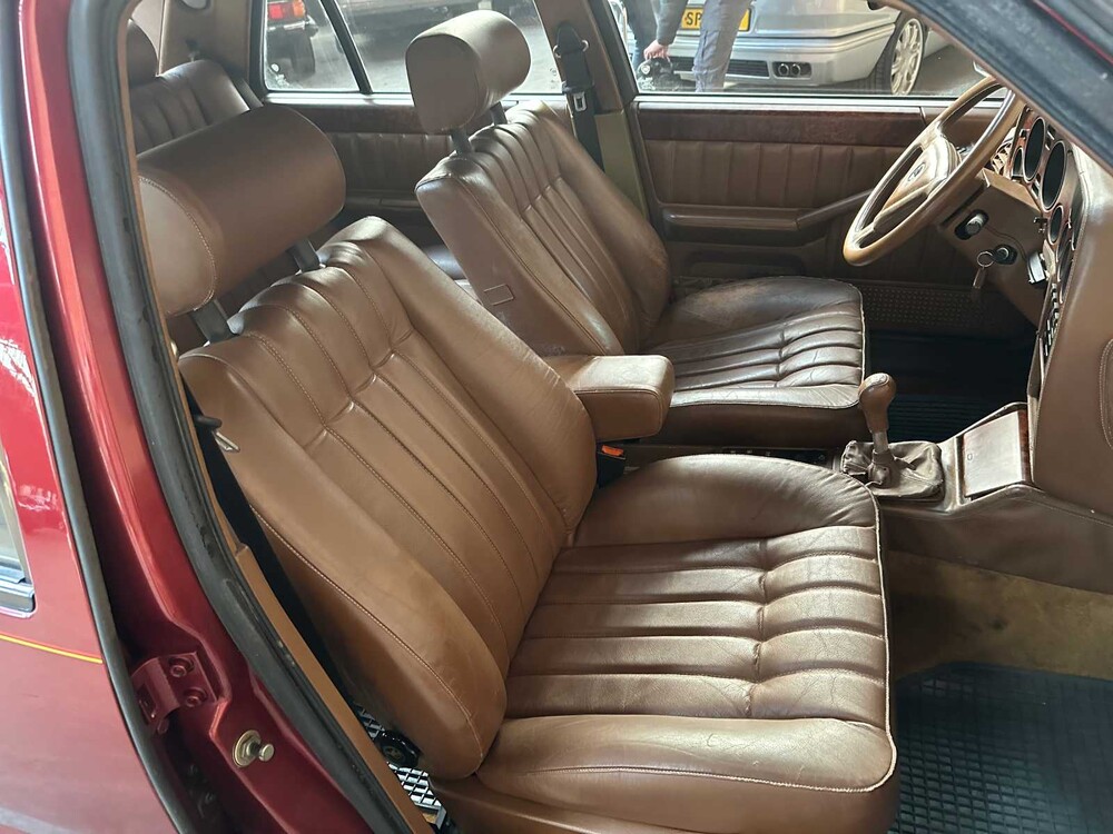 Lancia Thema 3.0 8.32 Ferrari Generation I 202pk 1987