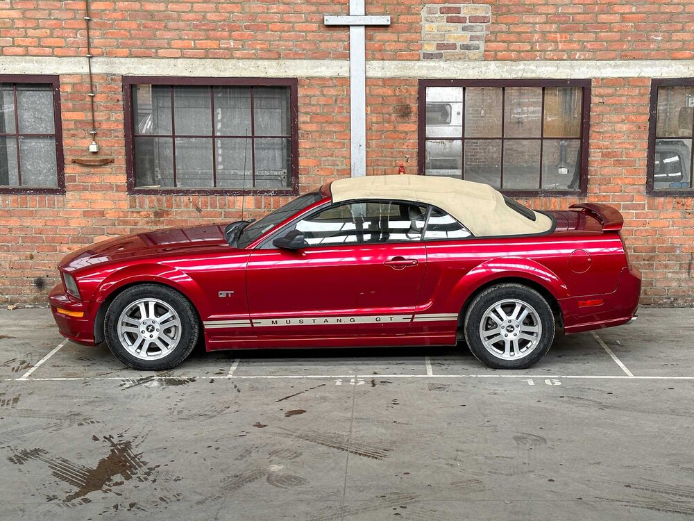 Ford Mustang GT Cabriolet 4.6 V8 305PS 2006 Youngtimer