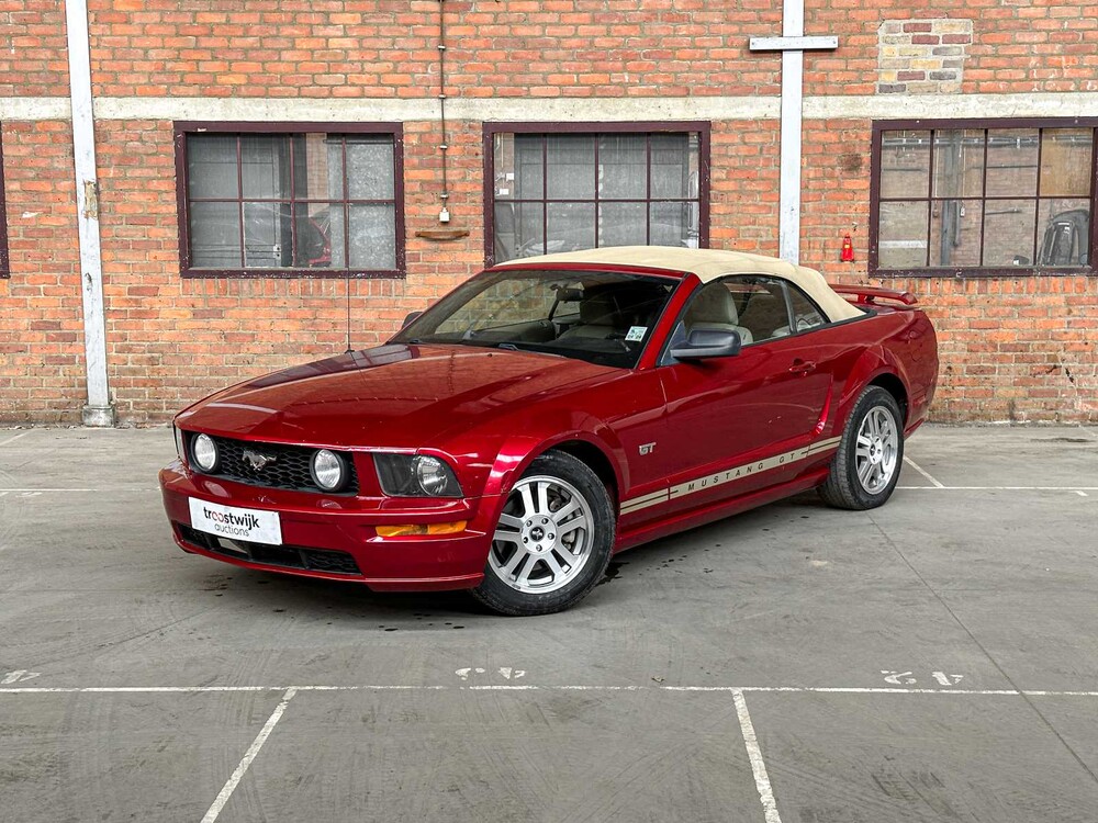 Ford Mustang GT Cabriolet 4.6 V8 305PS 2006 Youngtimer
